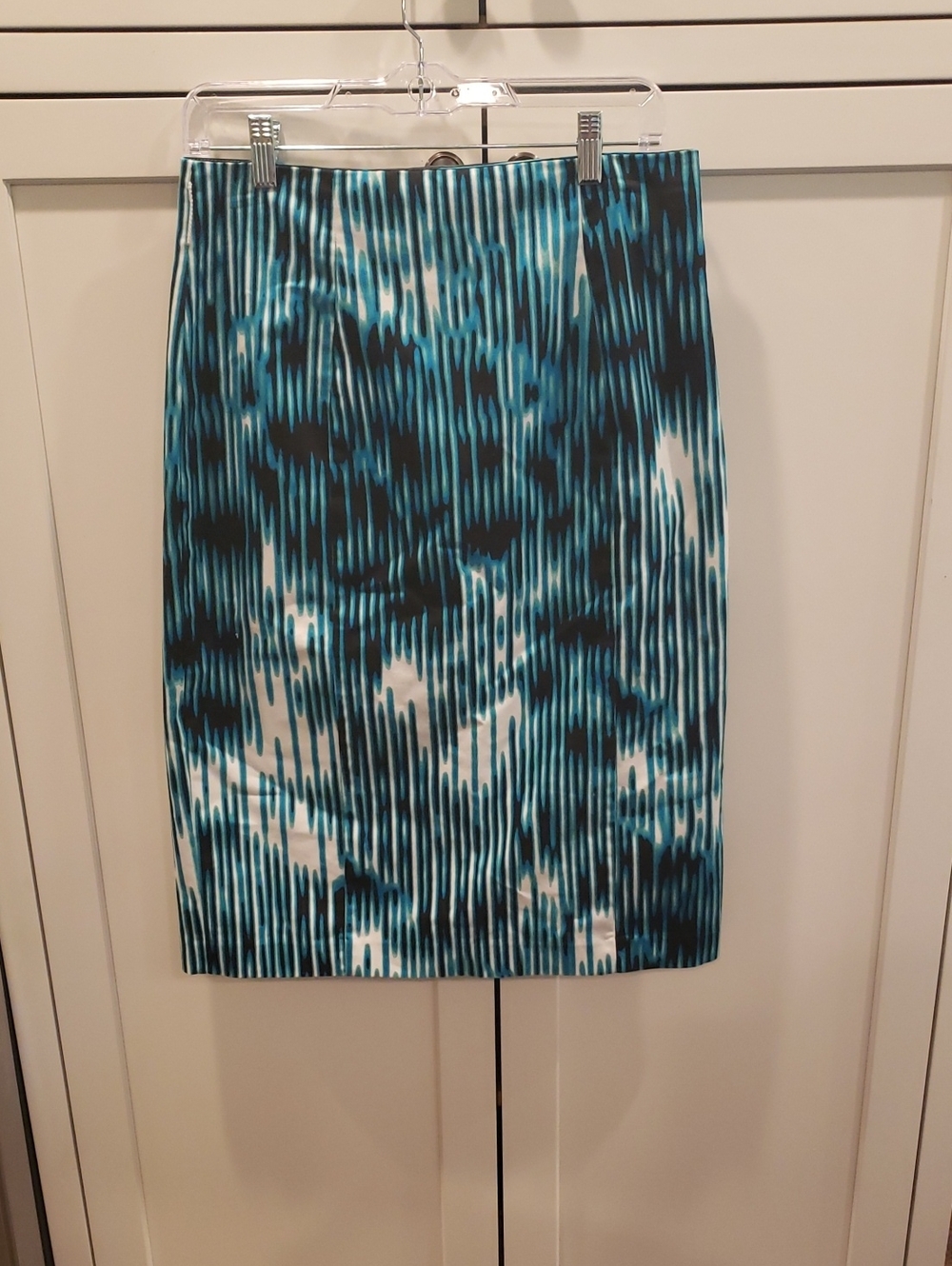 Worthington Teal, Black & White Vertical-Print Pencil Skirt